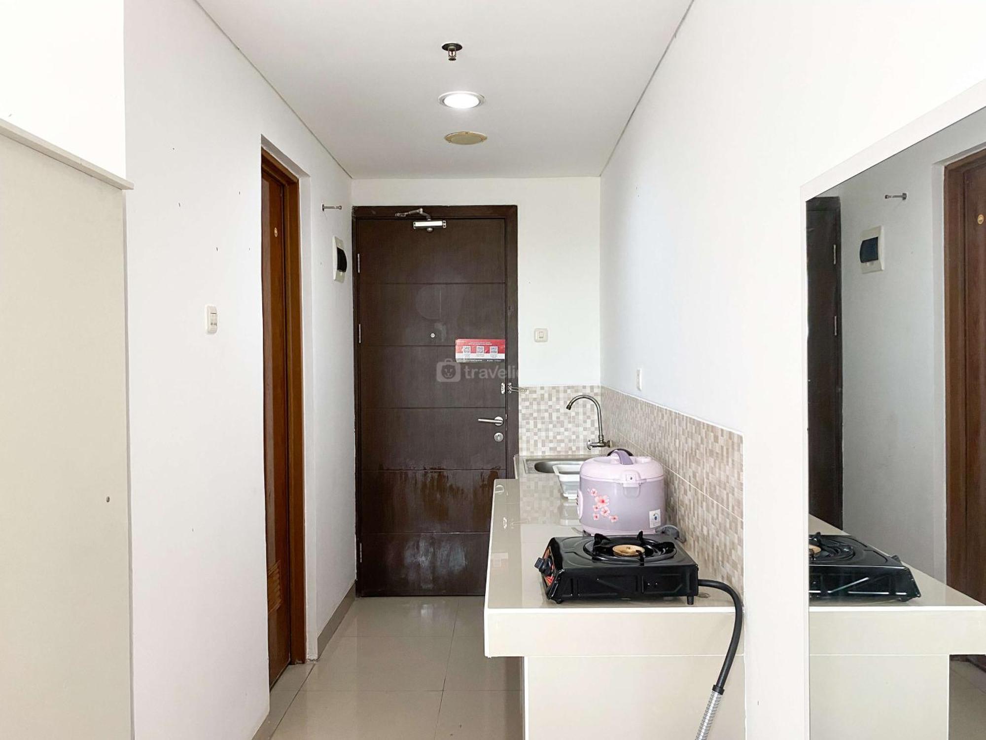 Comfort Stay Studio At Enviro Apartment By Travelio Cikarang Exterior foto